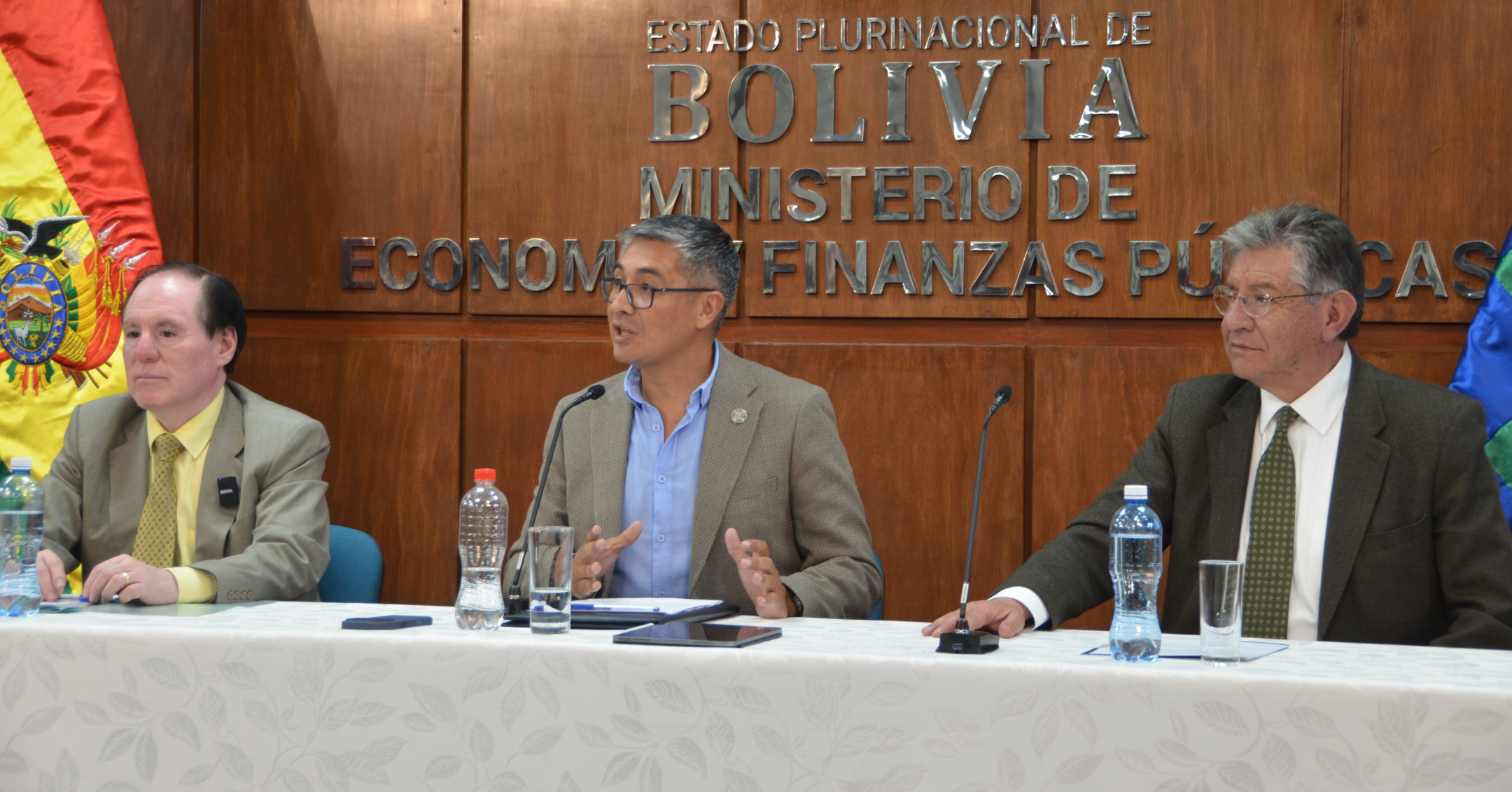 BCB anuncia el canje opcional de billetes de la Serie B